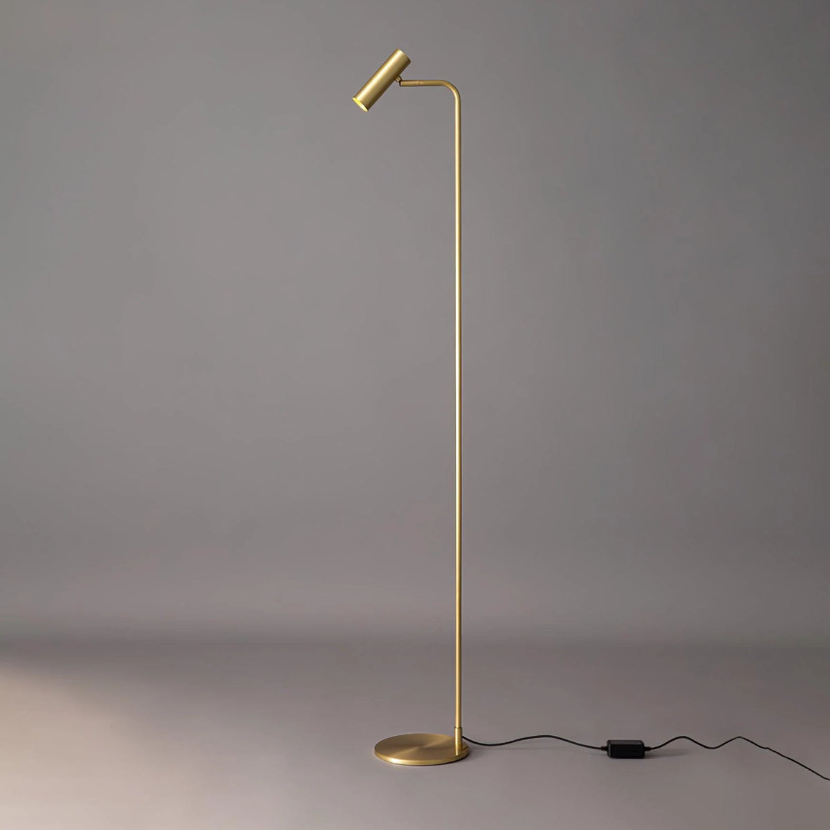 Torris_Floor_Lamp_8