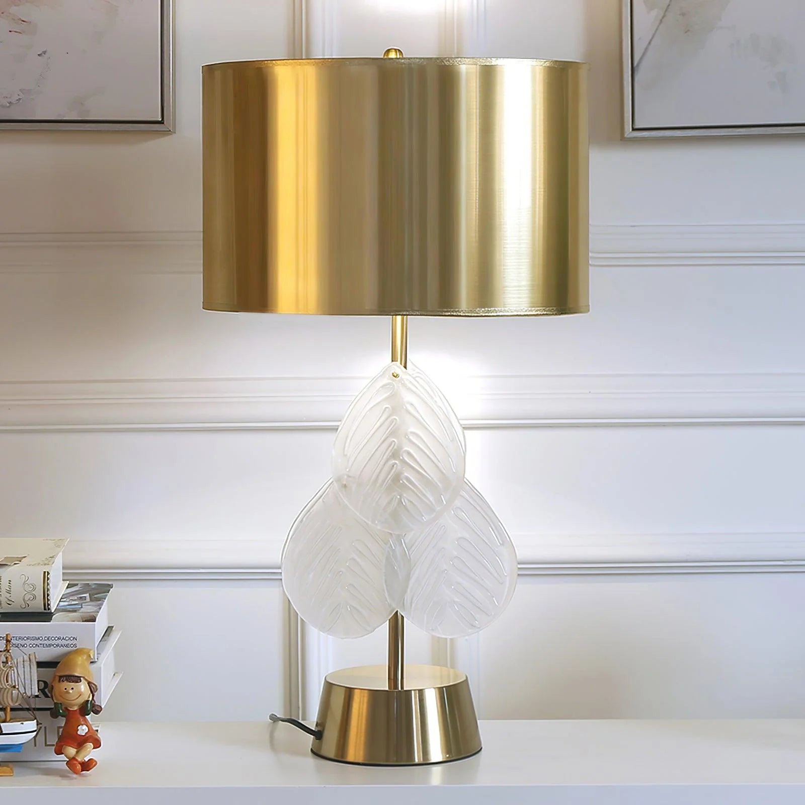 Trefoil Table Lamp 18