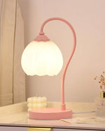 Tulip_Shaped_Table_Lamp_7