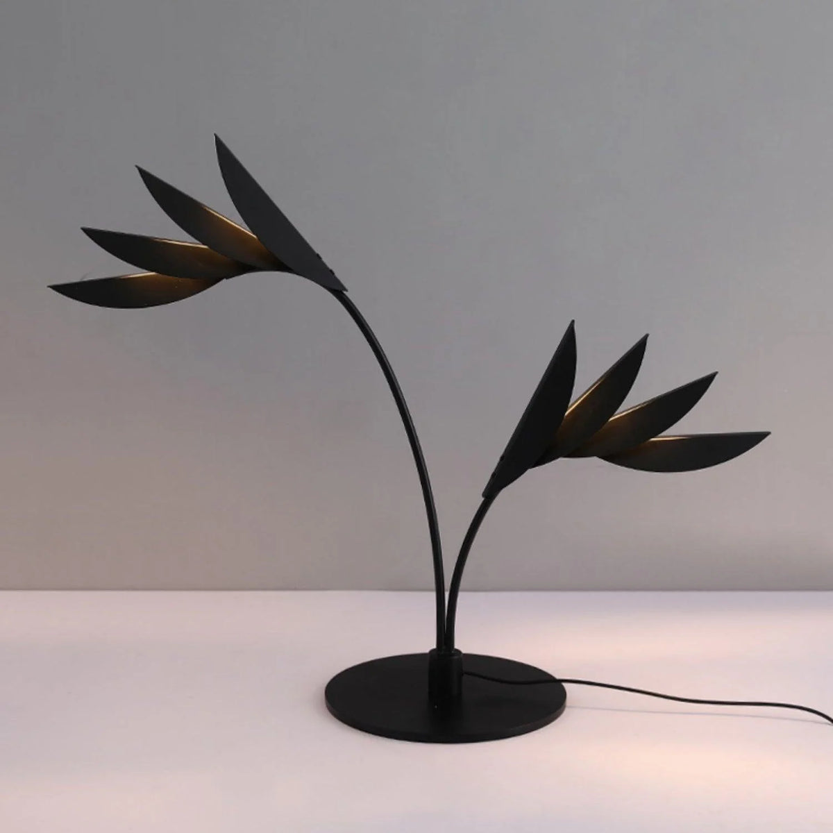 Two Leaves Table Lamp 6