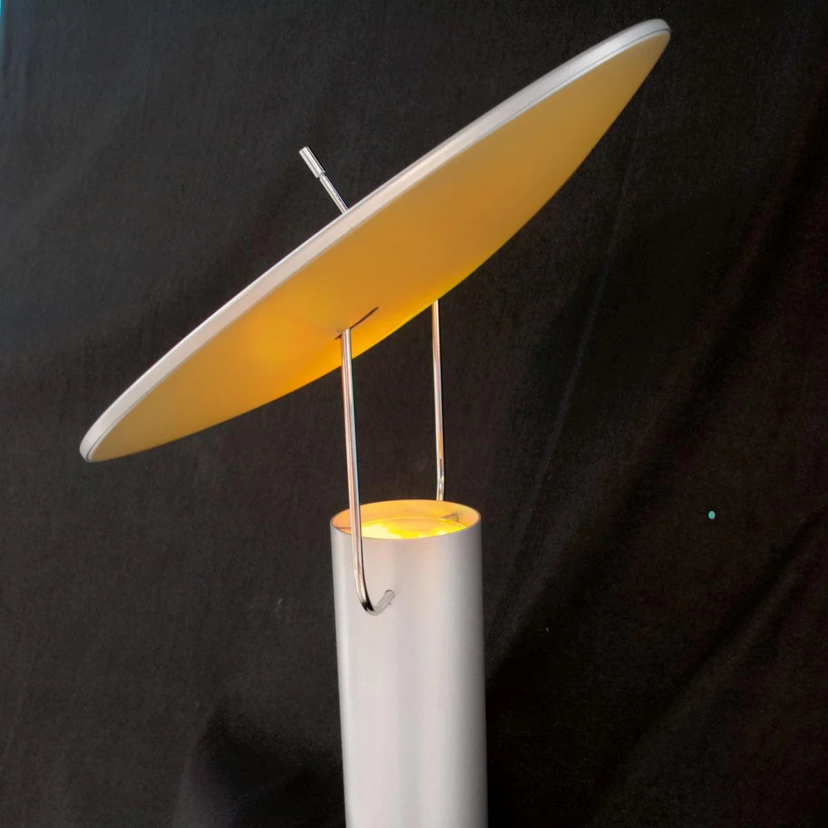 Tx1_Table_Lamp_16