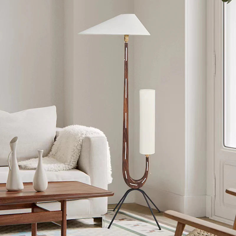 V-Shaped_Floor_Lamp_15