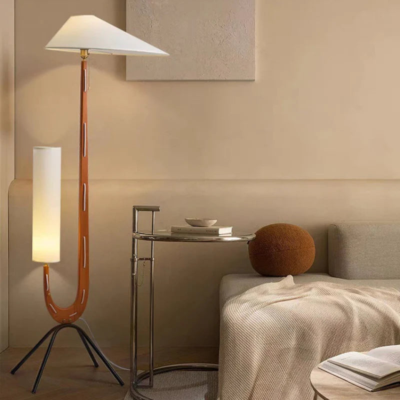 V-Shaped_Floor_Lamp_5