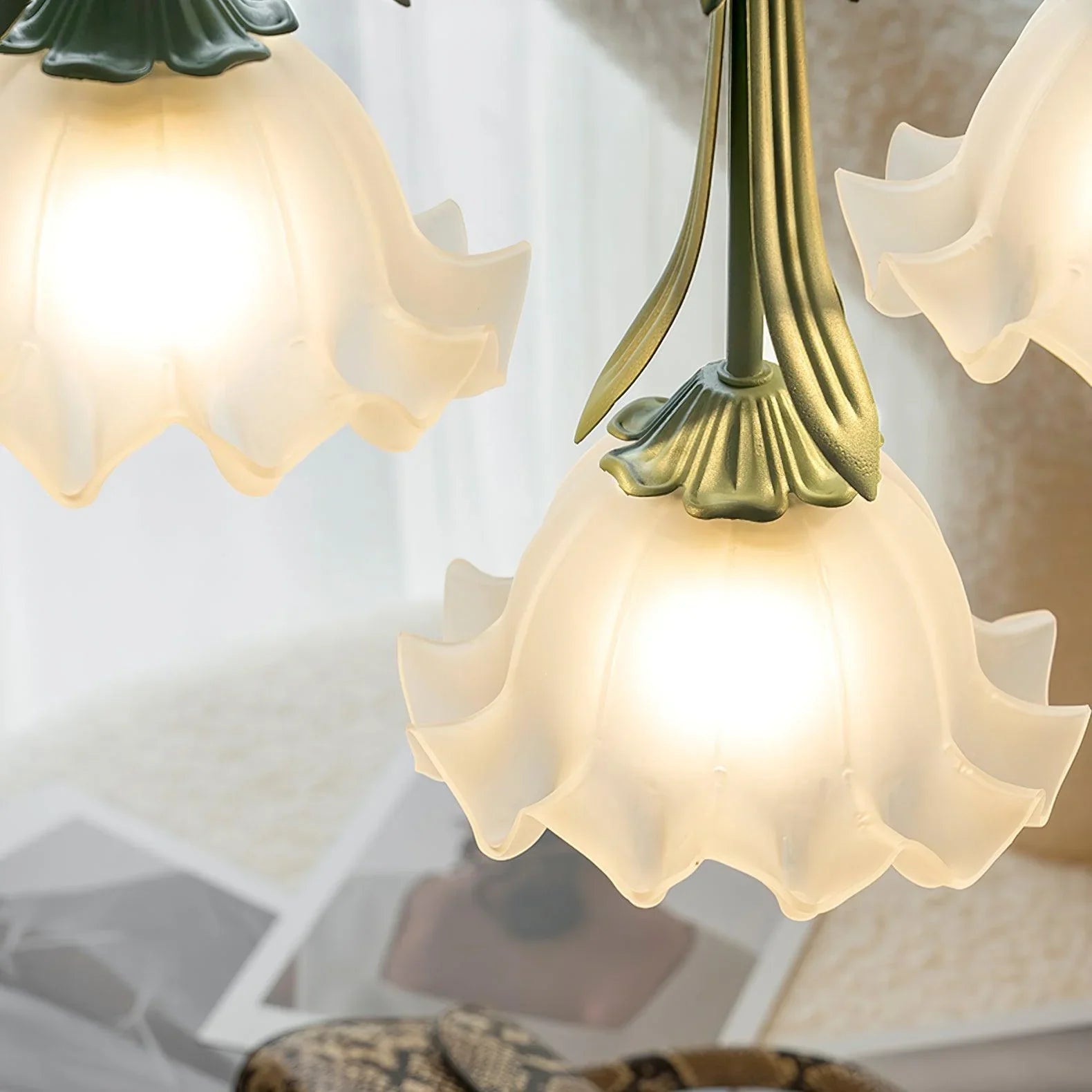 Valley_Lily_Pendant_Light_10