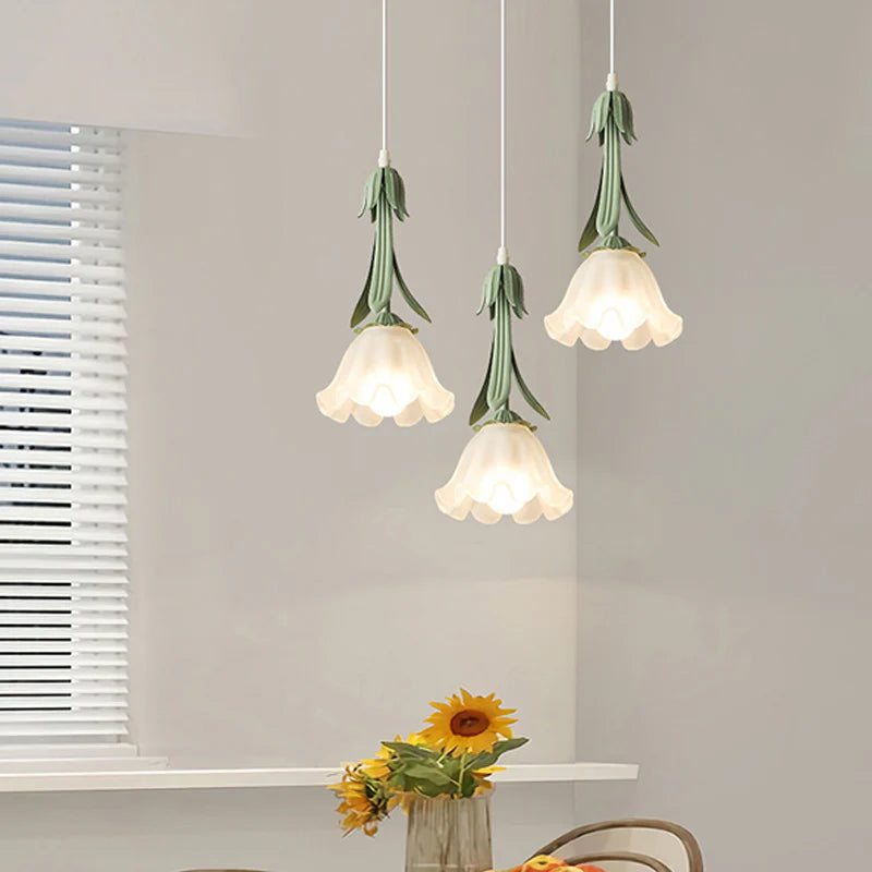 Valley_Lily_Pendant_Light_4