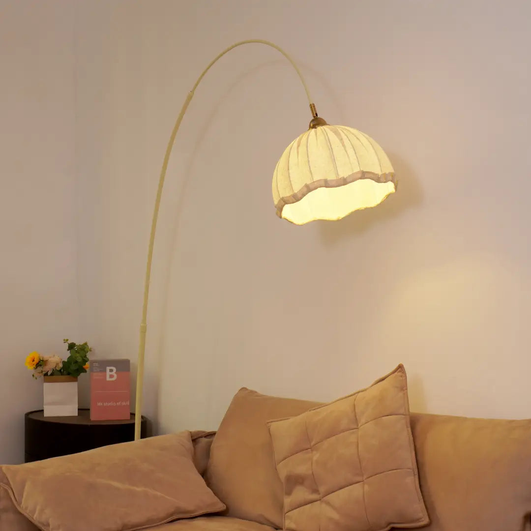 Velora Floor Lamp A1