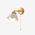 Vena_Brass_Wall_Lamp_1