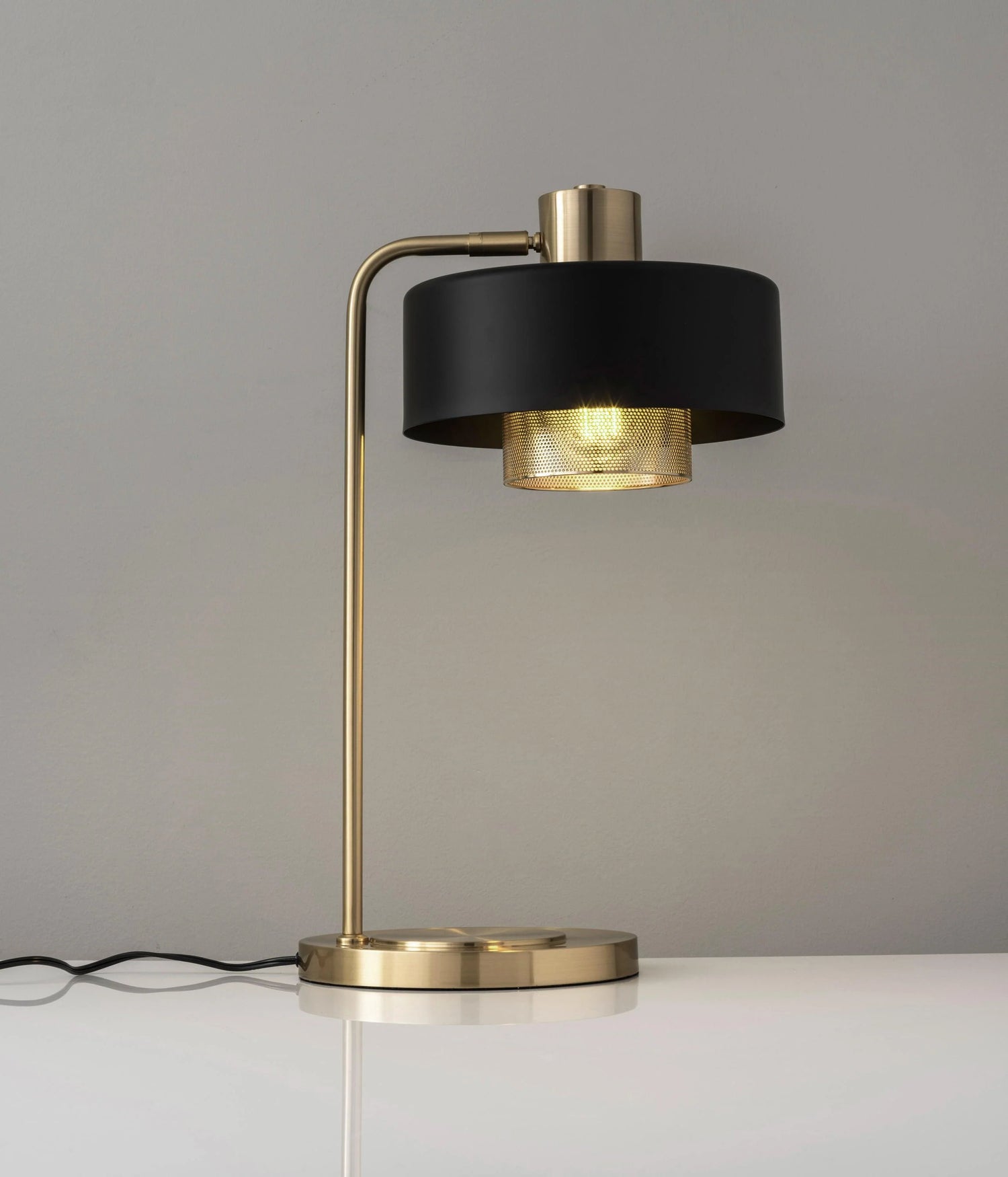 Vintage Black Bedside Table Lamp-2