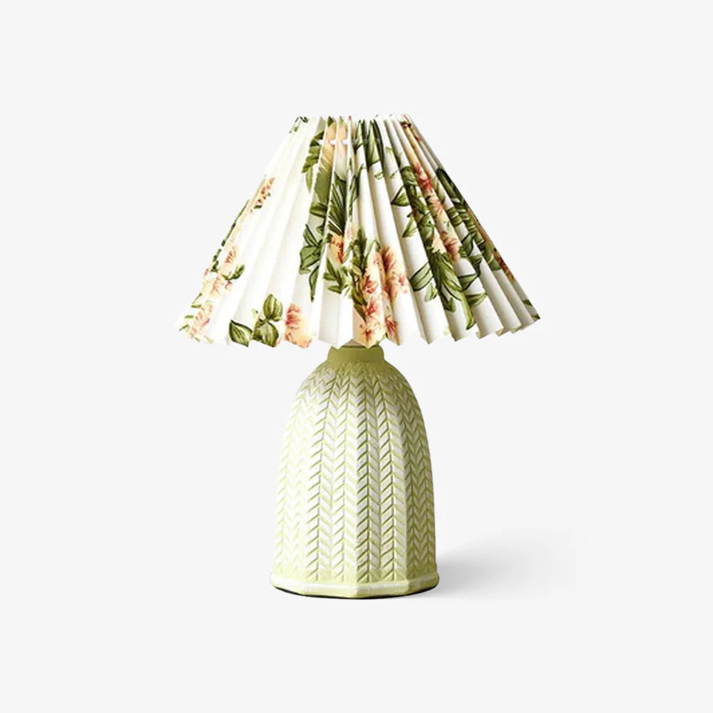 Vintage_Pleated_Little_Desk_Lamp-1