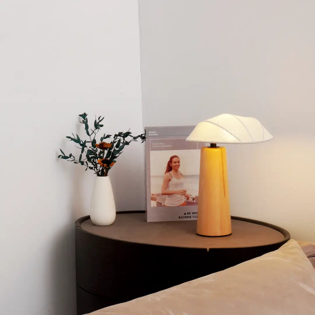 Munro Vintage Wood Table Lamp on Bedroom Nightstand, Warm 3000K LED Bedside Reading Lamp