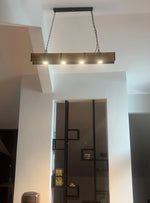 Vintage wood pendant light is very suitable for the entrance, whether as a main light or a decoration.