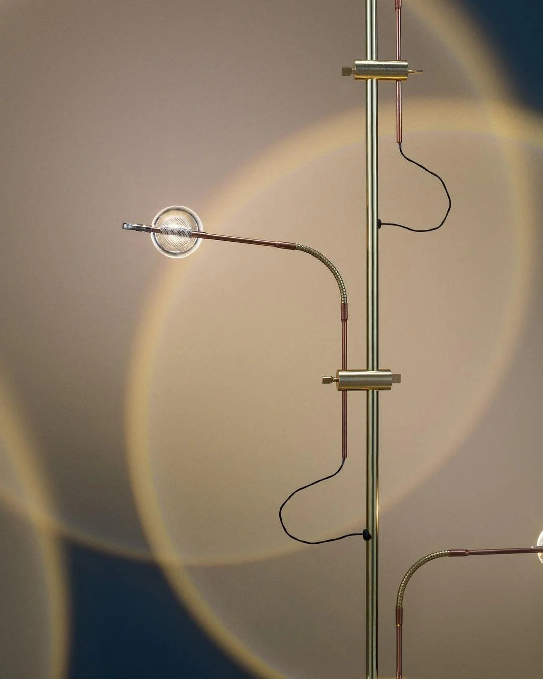 Wa_Wa_Floor_Lamp_9