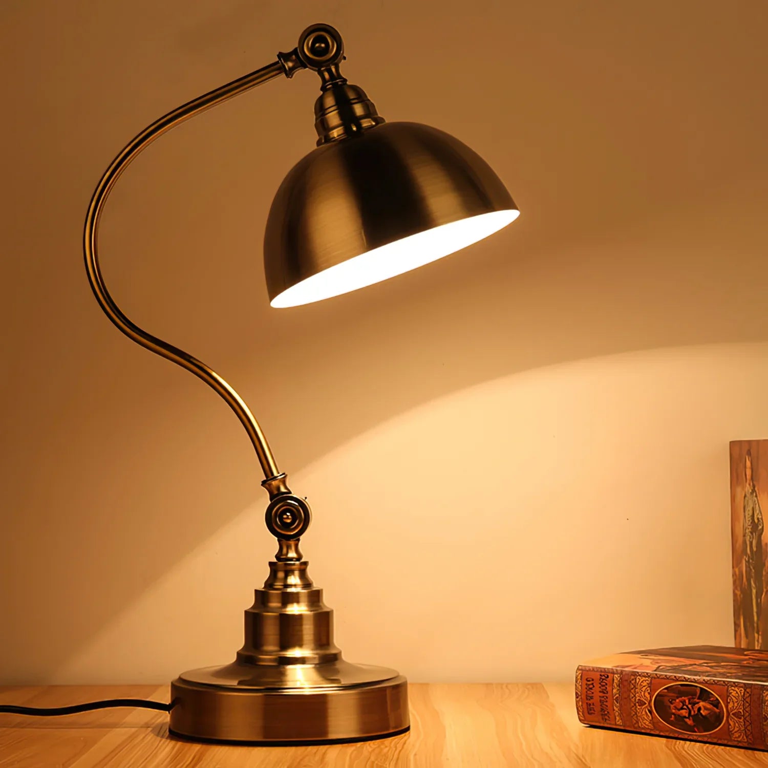 Wallace_Table_Lamp_10