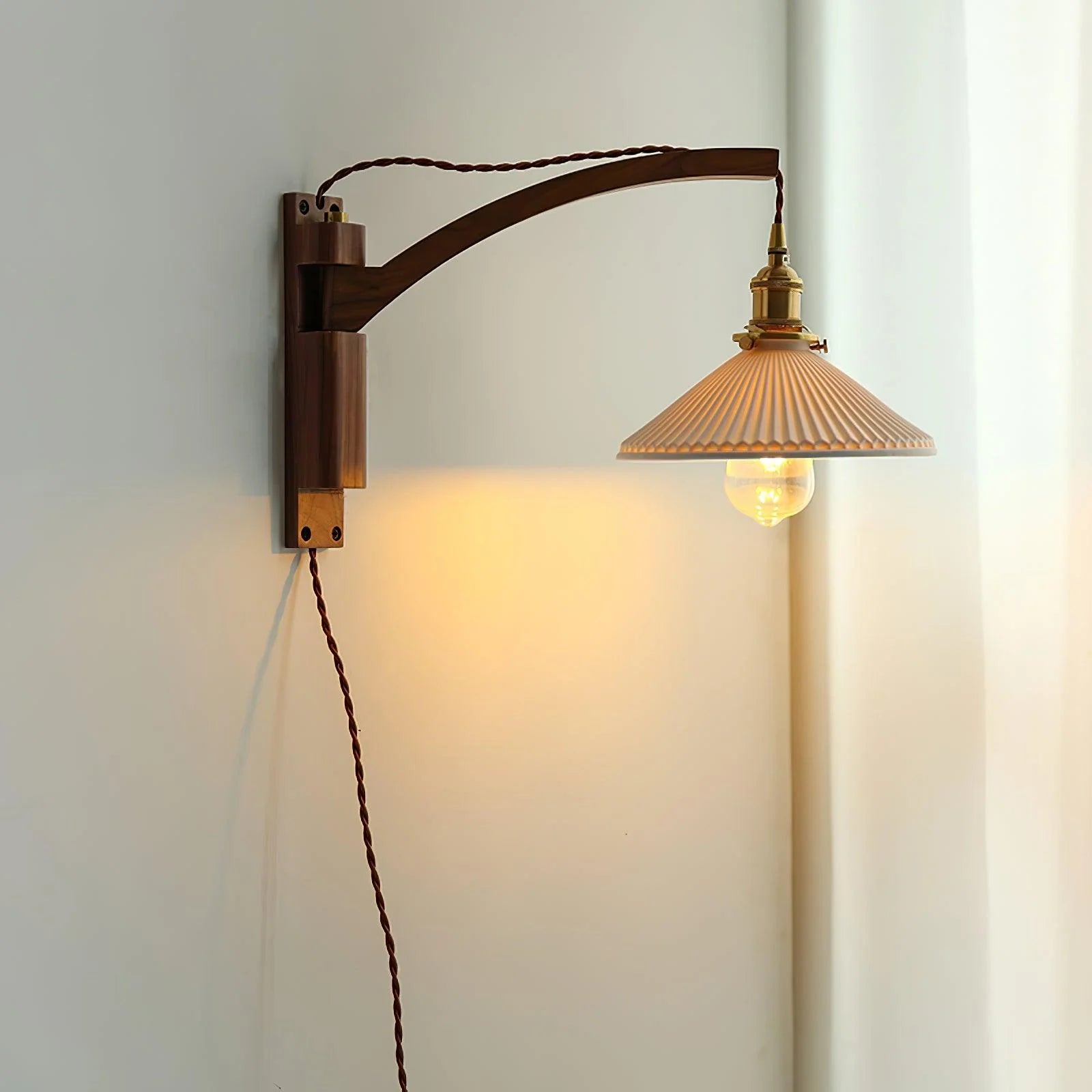 Walnut_Swing_Wall_Lamp_9