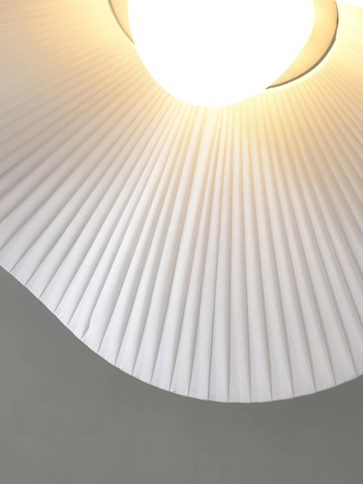 Wavy_Pleated_Ceiling_Lamp_10