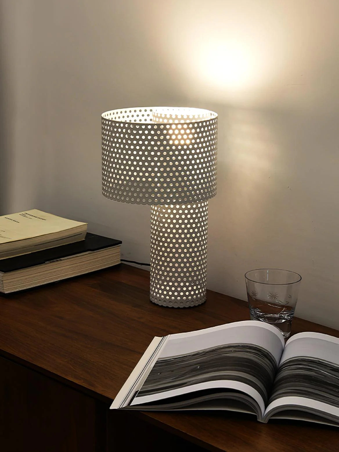 White Grid Table Lamp 20