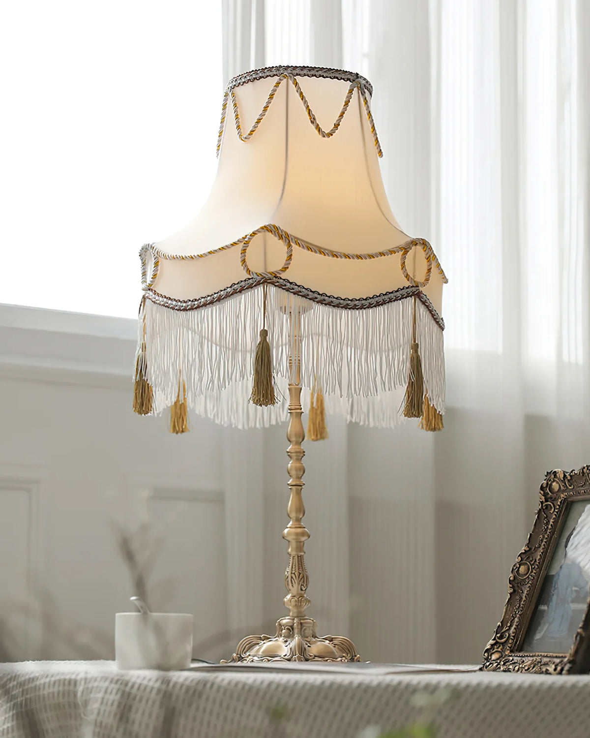 Wiener Tassel Table Lamp 12