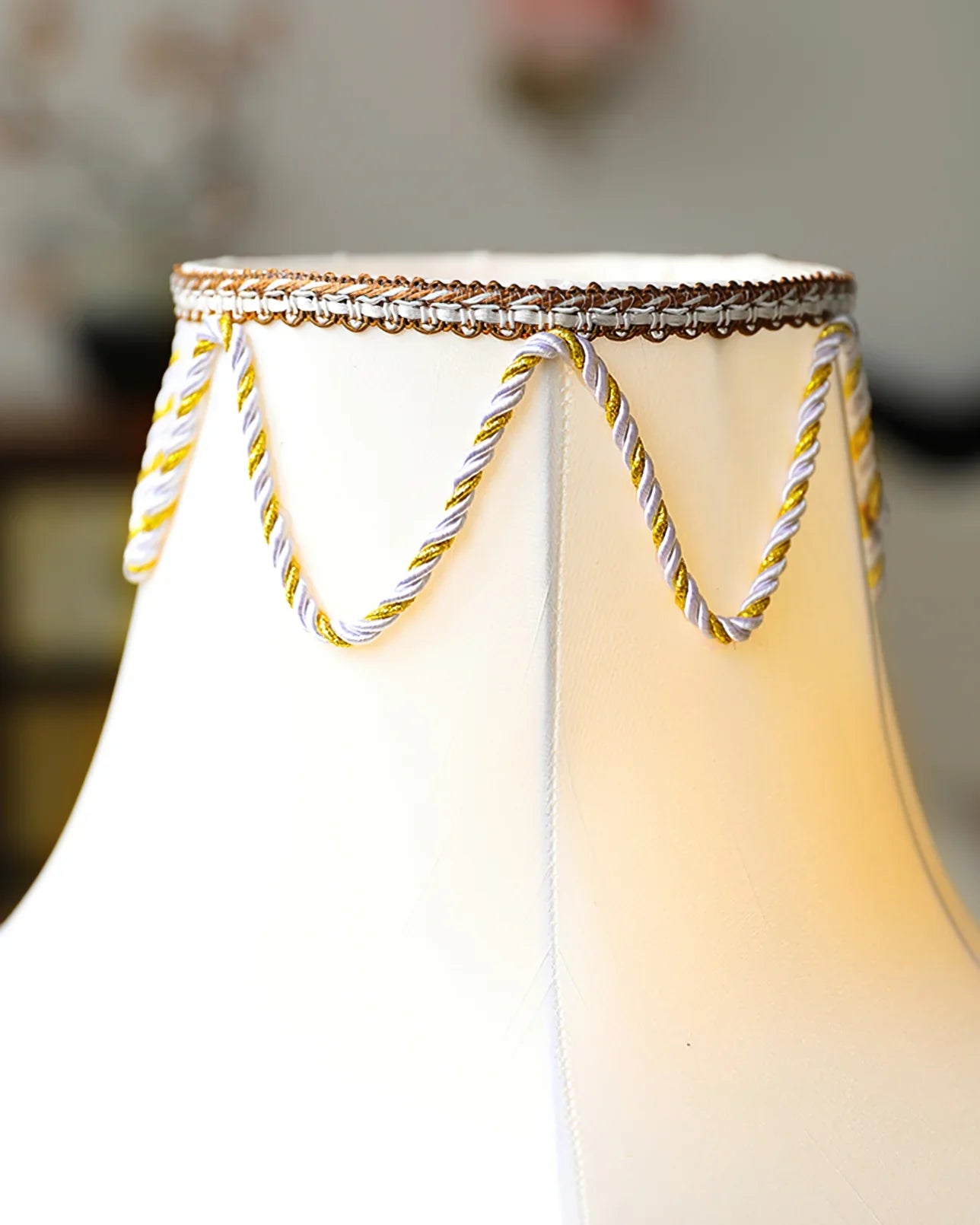 Wiener Tassel Table Lamp 8