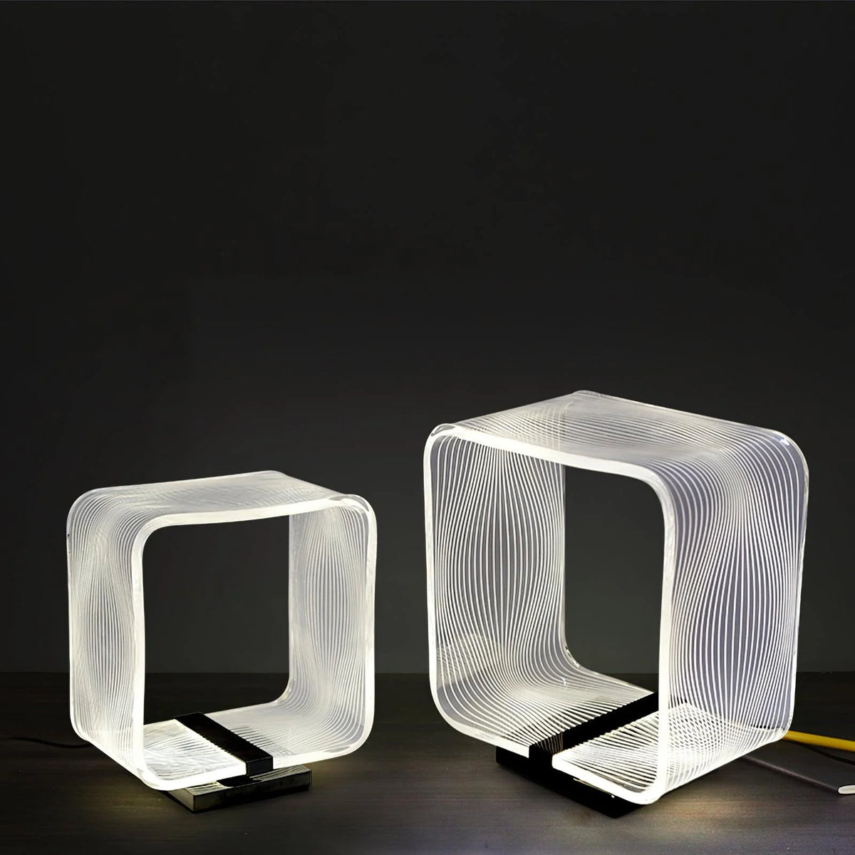 Wire Cube Table Lamp 5