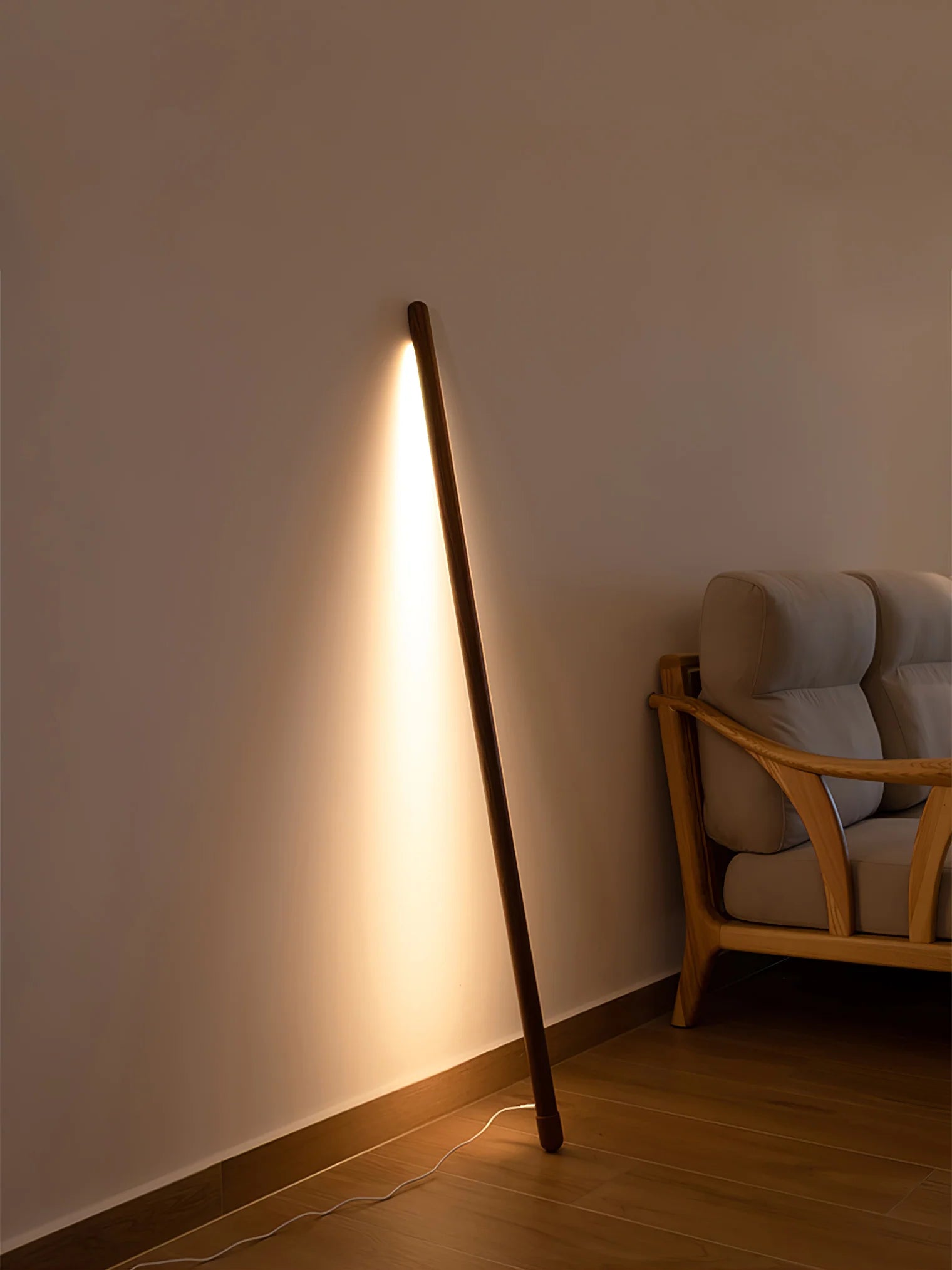 Wood Linear Floor Lamp 2