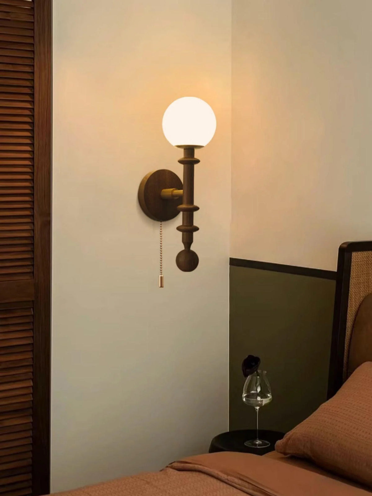 Wooden_Column_Wall_Lamp_13