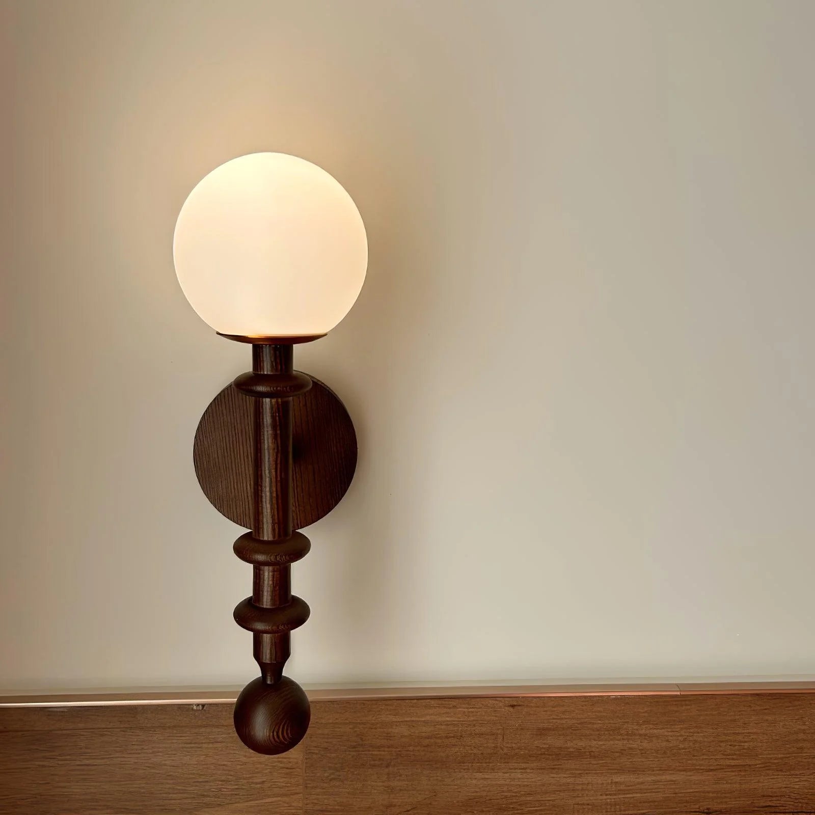 Wooden_Column_Wall_Lamp_14