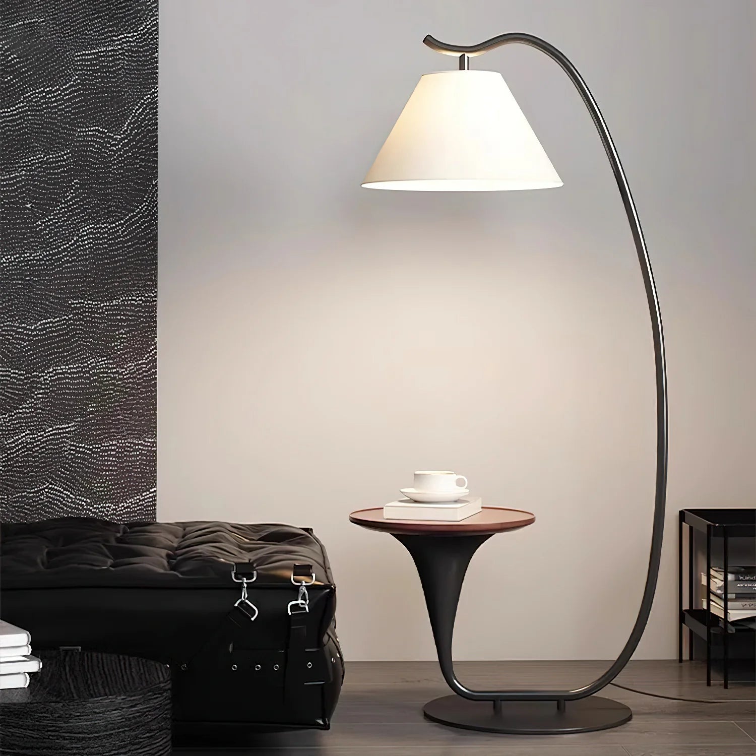 Yanir Floor Lamp 15