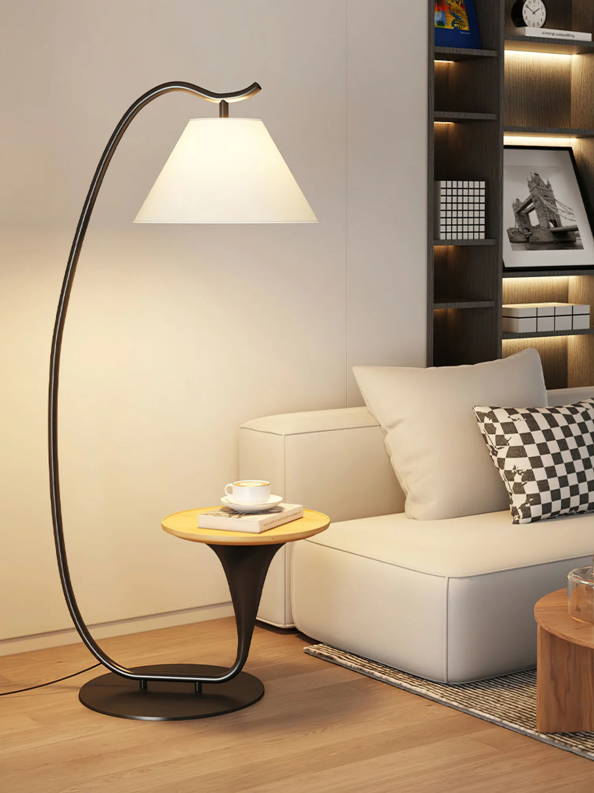 Yanir Floor Lamp 23