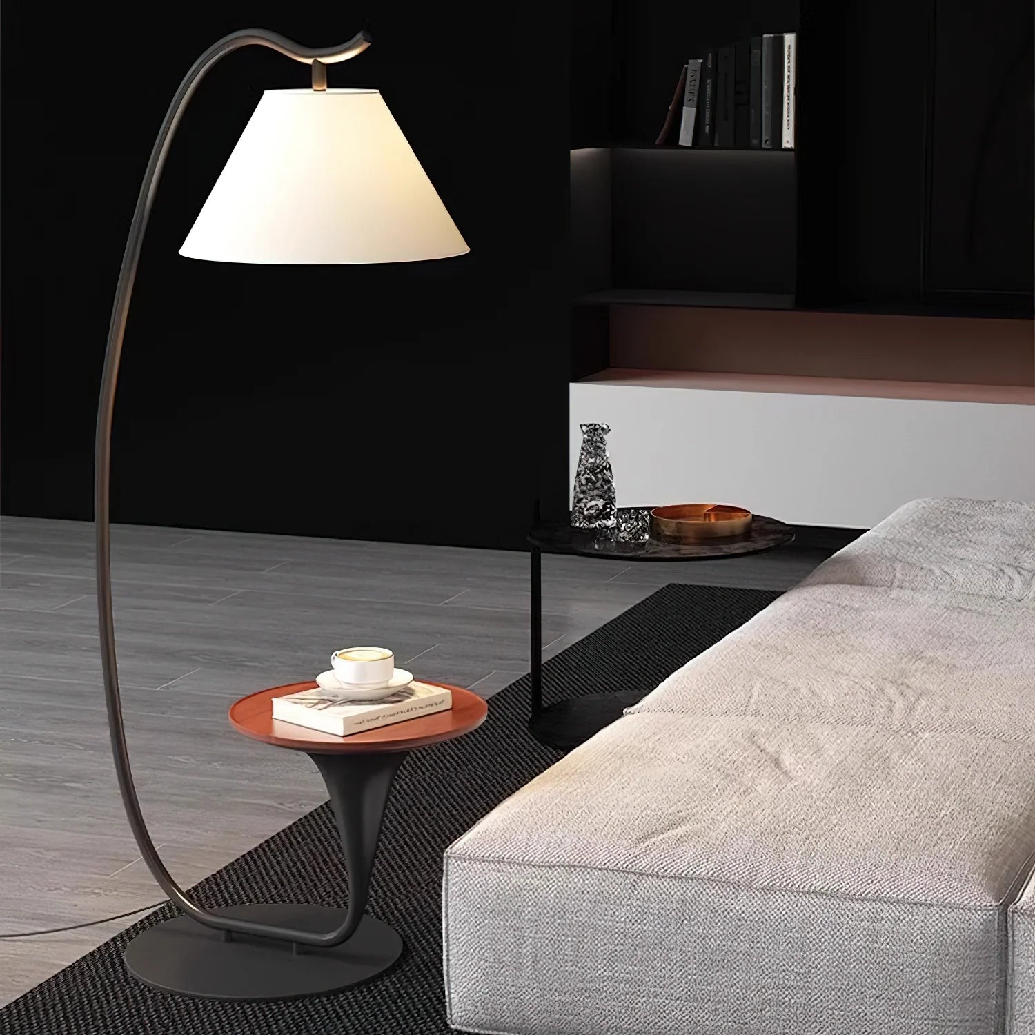 Yanir Floor Lamp 9