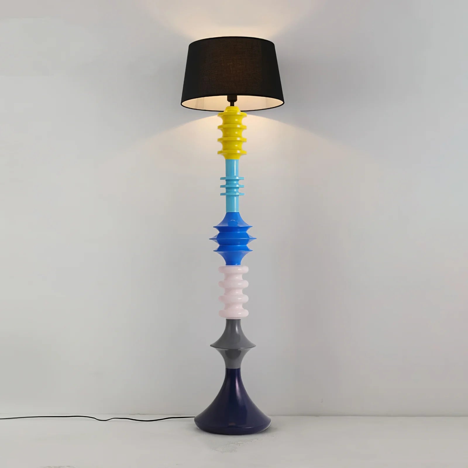 Yocco_Floor_Lamp_10